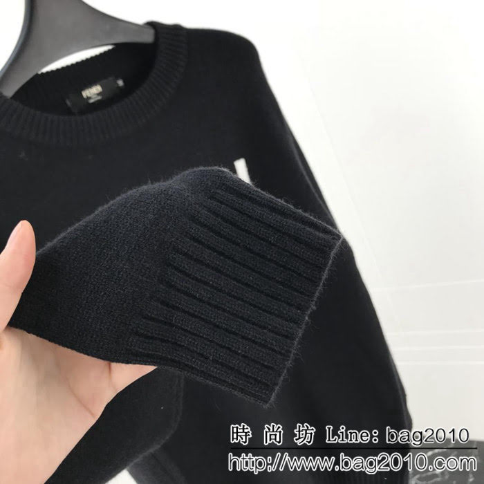 FENDI芬迪 18ss秋冬新款毛衣 簡約字母提花logo 採用羊毛混紡面料 高版本男女同款 ydi2316